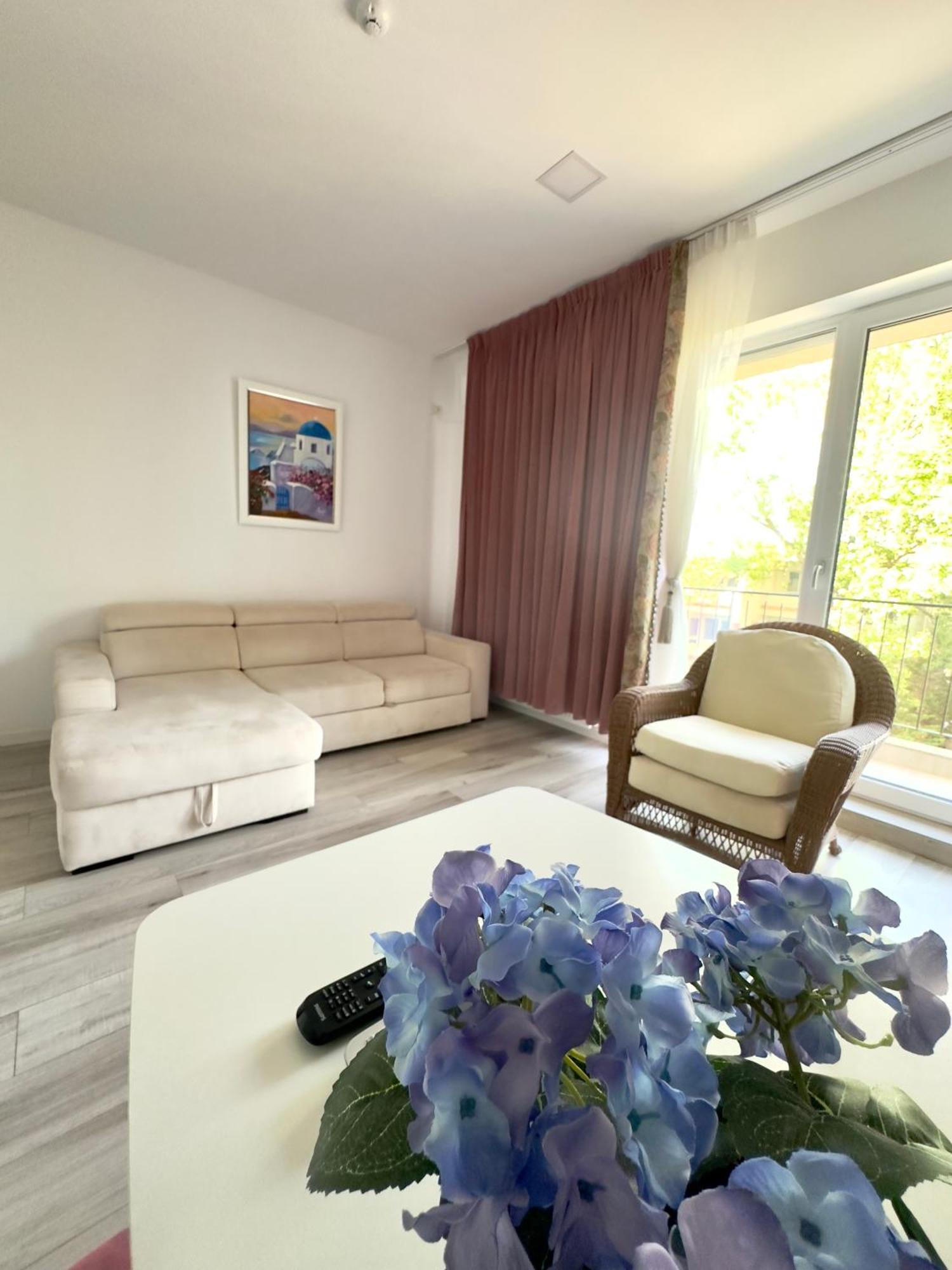 Coral Residence -Mamaia Nord Экстерьер фото